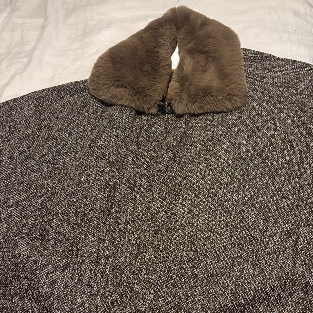 Faux Fur Collar and Lined Tweed Poncho with Glitter Detail